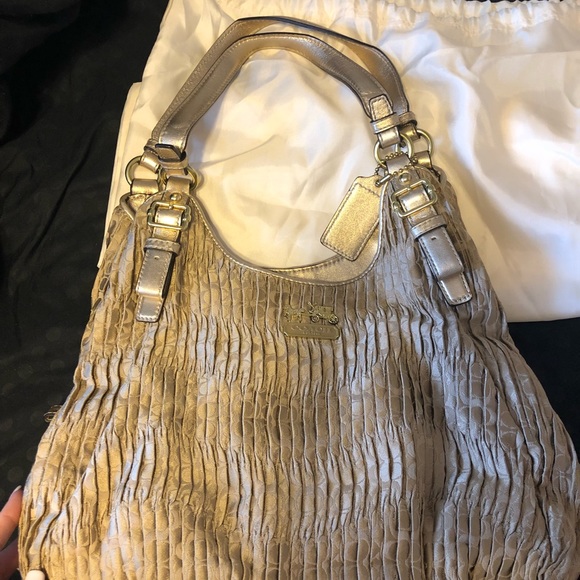Beautiful Madison Coach bag ❤️ - Picture 6 of 8